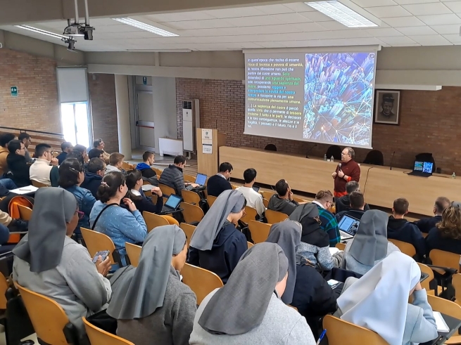 Italy – Young religious in formation discuss: "Charism and Mission": 14th Salesian Social Communication Days