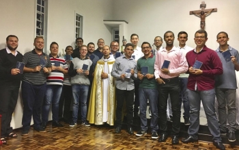 Brazil - Salesian Novices receive the Constitutions, the project of Salesian life