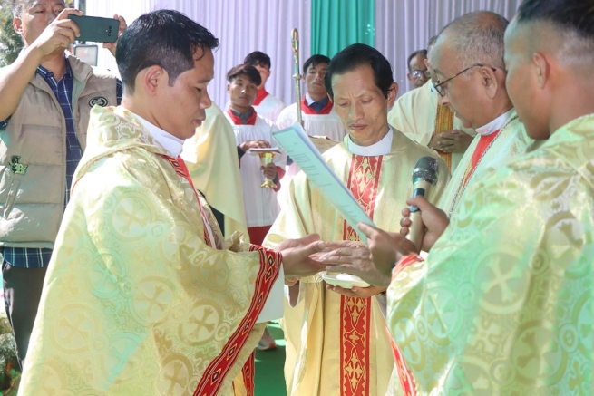 Inde - Ordination du premier prêtre salésien de l'Arunachal Pradesh : le résultat d'années de dévouement missionnaire