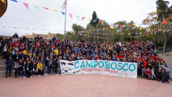 España – Más de 300 jóvenes participan del Campobosco en Alicante