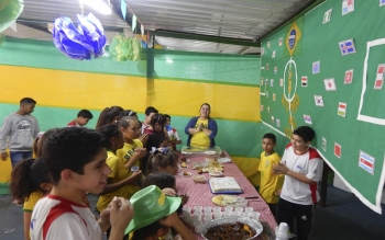 Brasil - La Copa del Mundo: tema de la fiesta del proyecto salesiano "Vem-Crê-Ser"