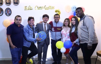 Ecuador - "El Gris, la radio": tres años acompañando y evangelizando a los jóvenes