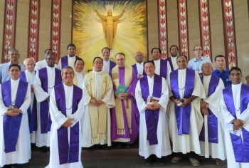 Papúa Nueva Guinea – Toma de posesión de nuevo Superior: Padre Maravilla