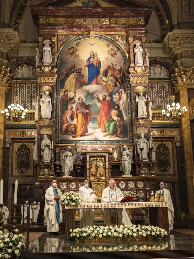 Italia – Vivere la Vigilia di Maria Ausiliatrice, Solennità di Pentecoste, a Valdocco