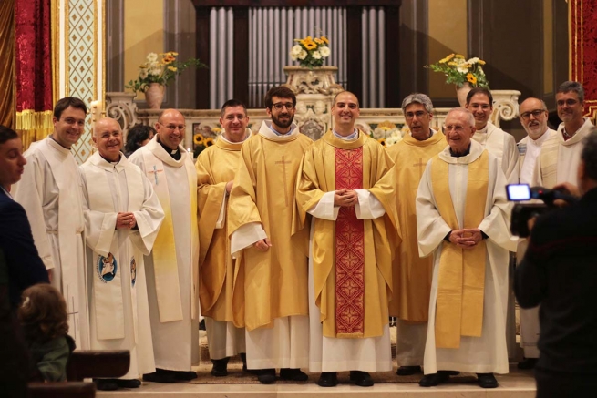 Italia - Ordenación Sacerdotal del salesiano Marco Maria Frecentese