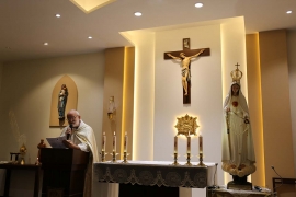 Hong Kong - Bendición de un nuevo dormitorio y de la sala comunitaria de la Obra: “Aberdeen Technical School”