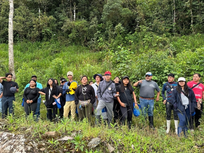 Equateur – Un pèlerinage missionnaire pour faire connaître aux jeunes l'héritage des premiers Salésiens en Amazonie