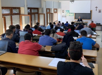 Italie - La première édition du Diplôme universitaire de catéchèse liturgique : art, musique sacrée et tourisme religieux commence aujourd'hui à l'Institut théologique « San Tommaso » de Messine