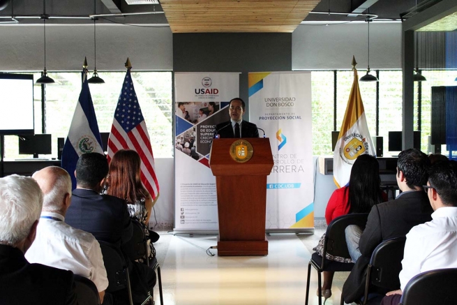 El Salvador – L’Università Don Bosco inaugura il Centro di Sviluppo della Carriera