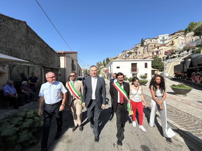 Italia – El Rector Mayor en Calabria para los 125 años de la presencia salesiana en Bova Marina