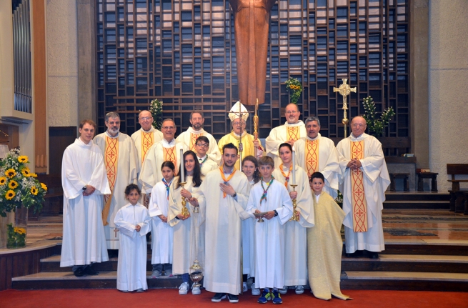 Italie - 50e anniversaire de la consécration de l'église paroissiale  "St Jean Bosco" de Belluno