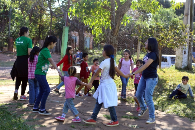 Paraguay – L’oratorio itinerante di Villarrica: giovani al servizio dei bambini più bisognosi