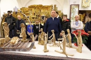 Italie - Inauguration de la 20e Exposition des Crèches dans la Basilique de Marie Auxiliatrice