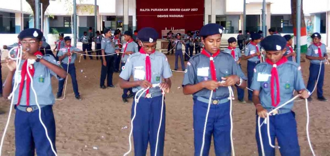 India – Un campo di addestramento per scout e guide