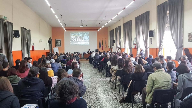 Italie – « Avenirs possibles » : relance de la formation professionnelle au centre « Don Bosco » de Naples