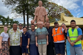 Samoa – Radca generalny ds. misji odwiedza Samoa, gdzie obowiązuje stan wyjątkowy