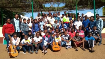 Mozambique - Retiro anual para jóvenes de Acción Misionera Apostólica