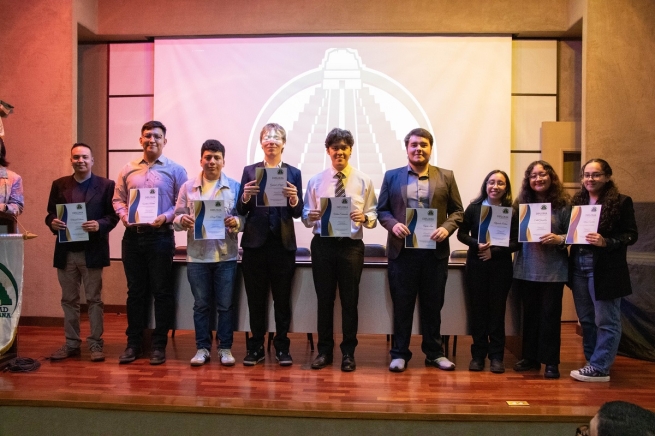 Guatemala - L'Université Mésoaméricaine célèbre le 200e anniversaire du Rêve de Don Bosco à travers un court métrage réalisé par des étudiants