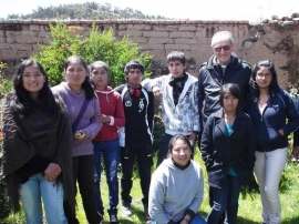 Bolivia – Monseñor Tito Solari: “¿Cómo educar a los jóvenes en un mundo de antivalores?”