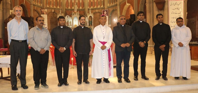 Paquistão – Os cristãos paquistaneses estão em festa pelo Início Oficial do Processo Diocesano do SdeD Akash Bashir