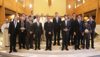 Italie - Premières Professions de 16 novices  de Monte Oliveto