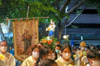 Tailandia - Celebración eucarística y procesión en honor de María Auxiliadora