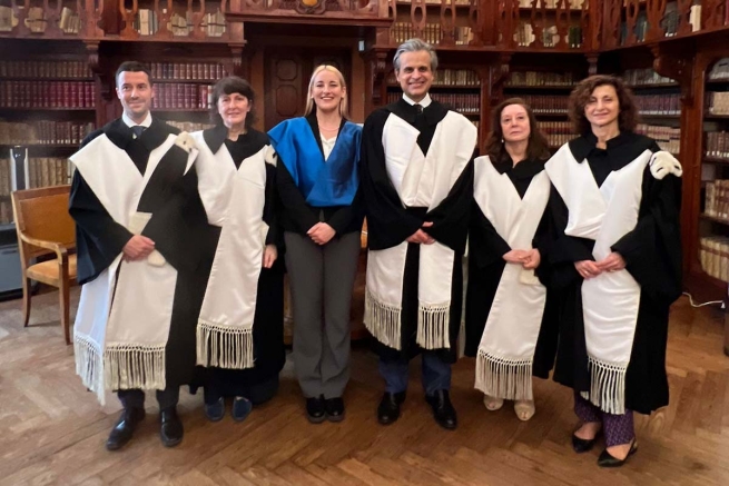 Italy – The first Research Doctor in the History of Art in more than six centuries of the Royal College of Spain defends her doctoral thesis with research on Don Bosco