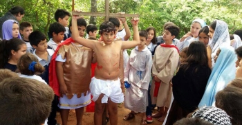 Paraguay - Vía Crucis en la obra Don Bosco de Ypacaraí