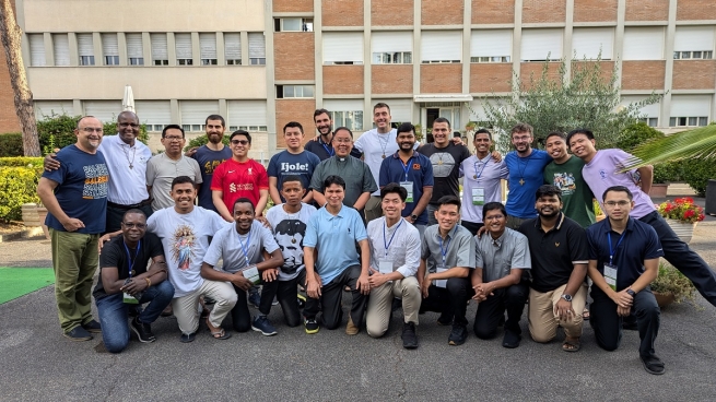 Italia - Comienza el Curso Germoglio para los miembros de la 155° Expedición Misionera