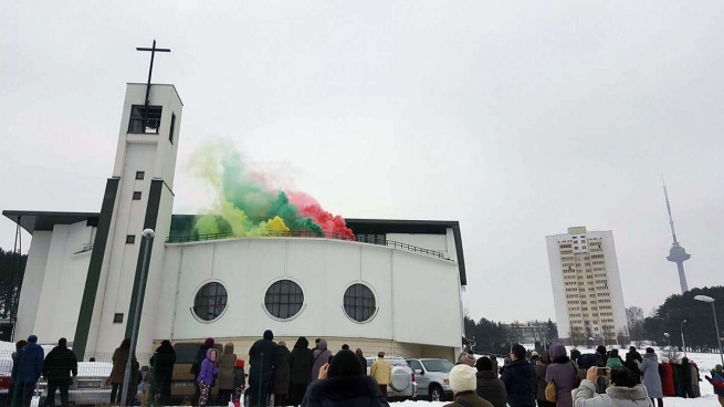 Lituania – La parrocchia salesiana Don Bosco di Vilnius festeggia il centenario della Repubblica lituana