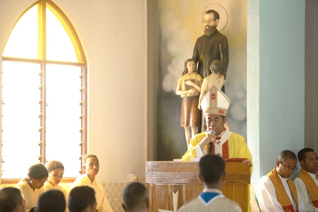 Timor Est – Una casa di Dio in un luogo segnato dalla guerra: consacrata una chiesa a Uaimori Tula, dedicata al martire salesiano San Callisto Caravario