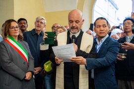 Italia – Terza Giornata dell’Assemblea Generale Mondiale Straordinaria degli Exallievi di Don Bosco: svelato il monumento a Carlo Gastini