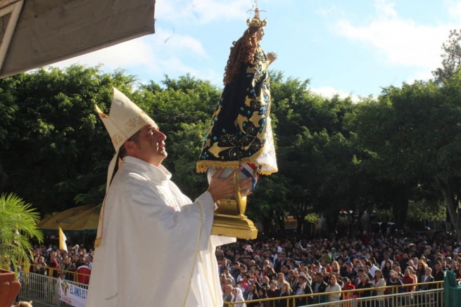 Paraguay - Mons. Escobar celebra la Eucaristía de apertura en la Semana del Migrante y Refugiado