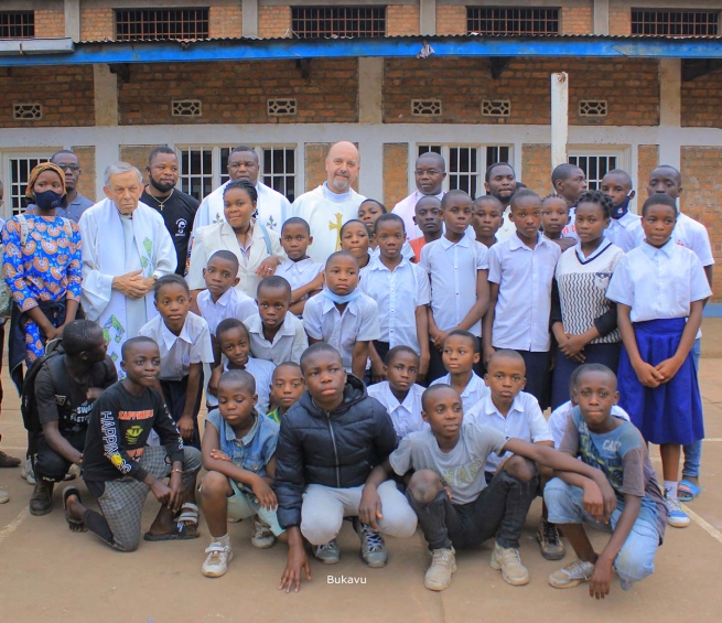 Congo - Vicar of the Rector Major visits Salesian presences in Bukavu and Nyakadaka