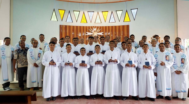 Timor-Leste - 13 young people made their first religious profession as members of the Salesian Congregation