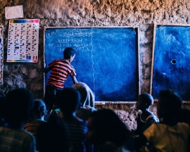 Plus de 765 millions de personnes dans le monde ne savent pas lire : l'engagement des Salésiens pour une meilleure alphabétisation