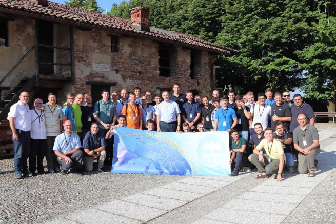 Italie – Les pré-novices de l'Europe rencontrent le Recteur Majeur au Colle Don Bosco